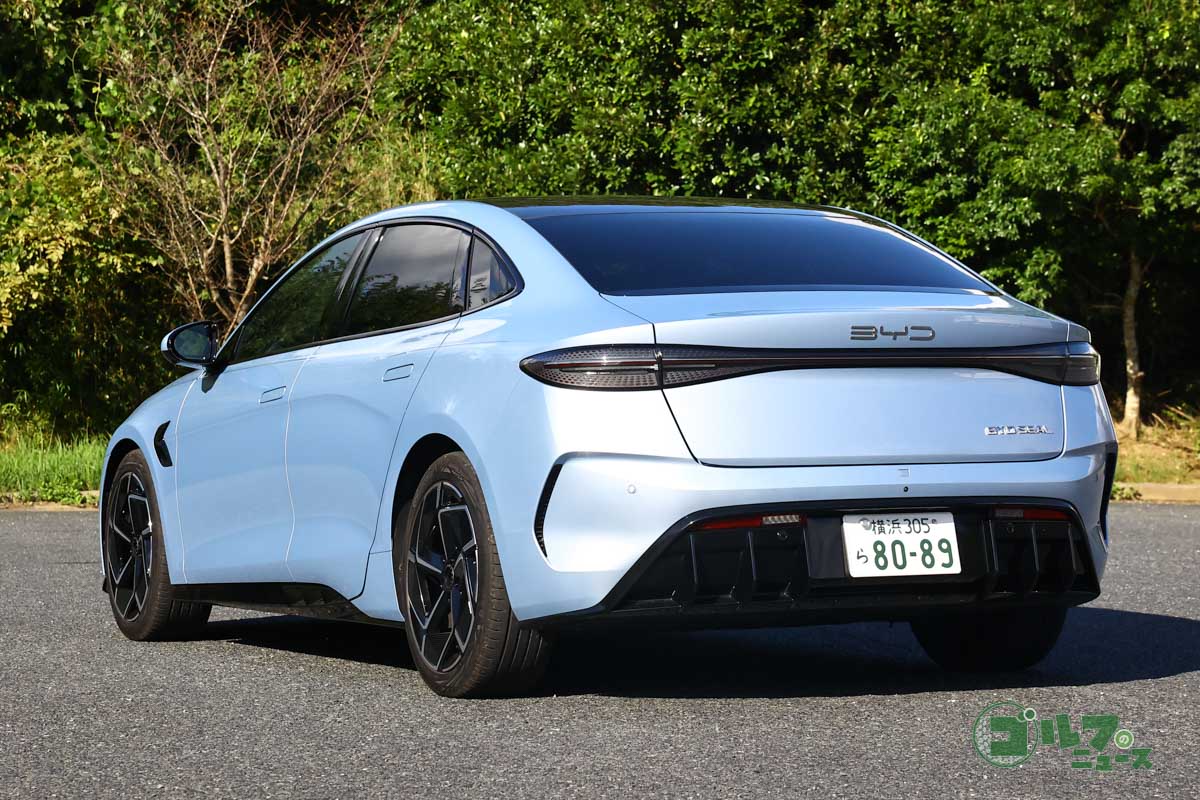 流線形のボディーは空気力学的にも優秀で、空気抵抗値は0.219Cdを達成している