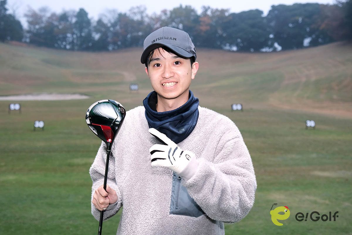 ゴルフ歴3年でドライバーの引っかけが増えてきたことが悩みという森本力登さんは「RMX VD/Xドライバー」の安定感に引かれたよう