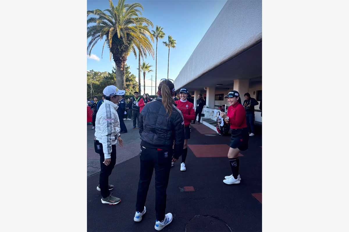 小祝さくらのインスタグラム（@sakura_koiwai_official）より