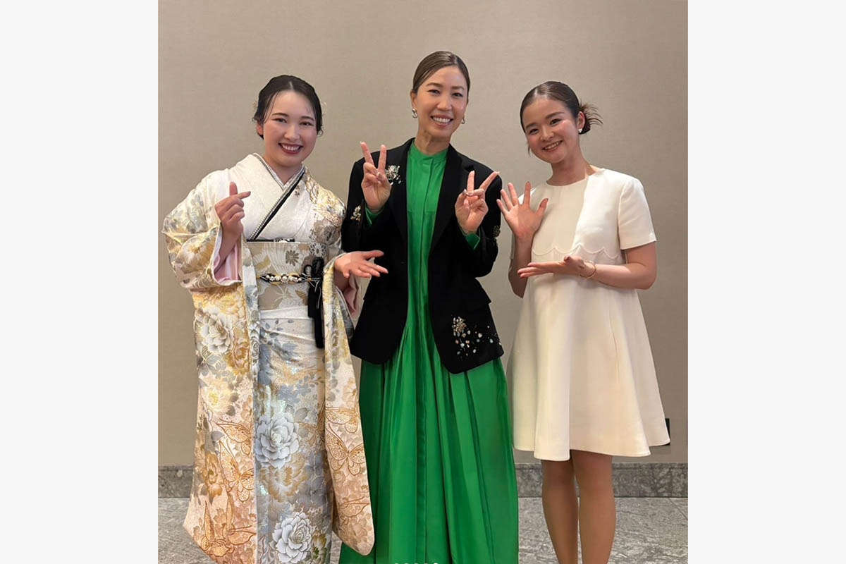 上田桃子のインスタグラム（@momoko3030）より