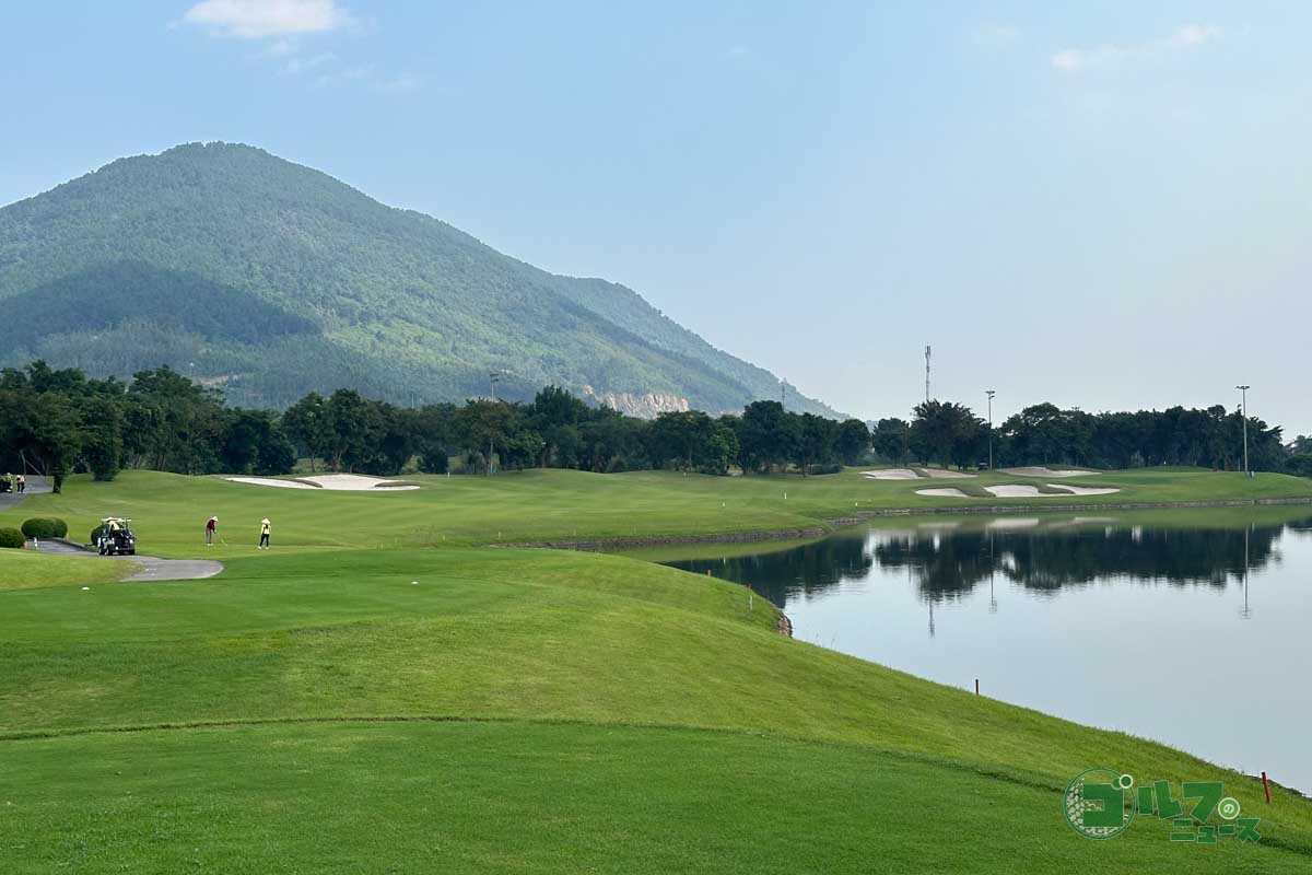「タムダオゴルフ＆リゾート」　ハノイ周辺では珍しいアップダウンが楽しめるレイアウトの18ホール。ナイターも完備していて夕方以降も楽しめる