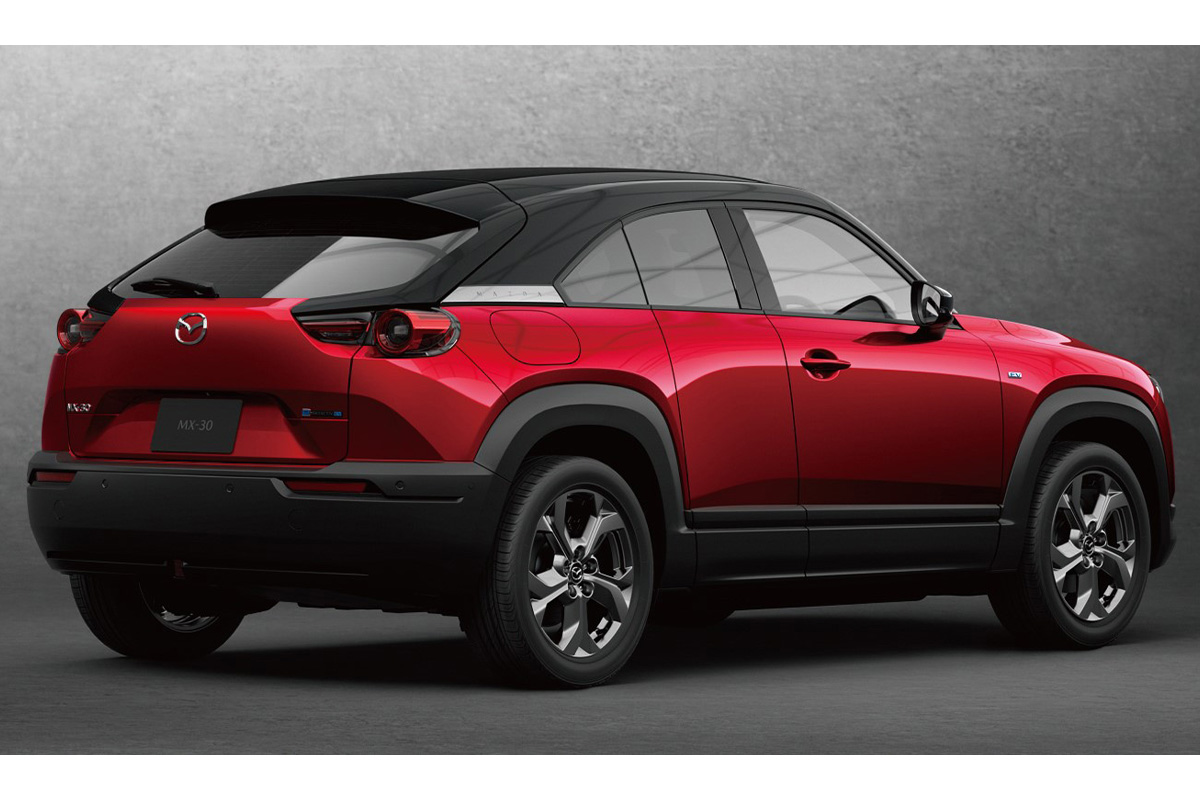 キャビン部分のボディカラーを塗り分けた「フレームドトップ」をラインアップ