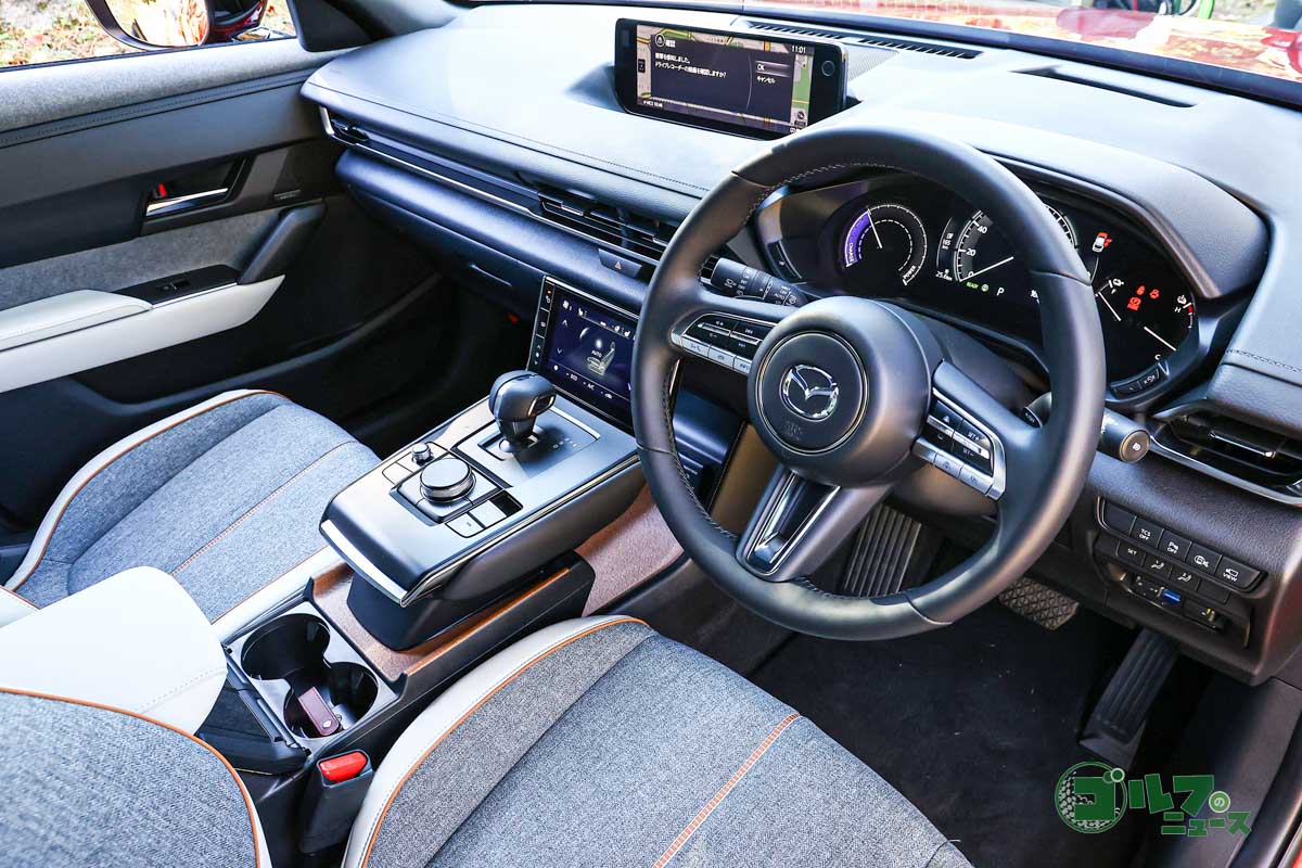 インテリアにはヘリテージコルクや呼吸感素材などサステナブルな素材を取り入れている