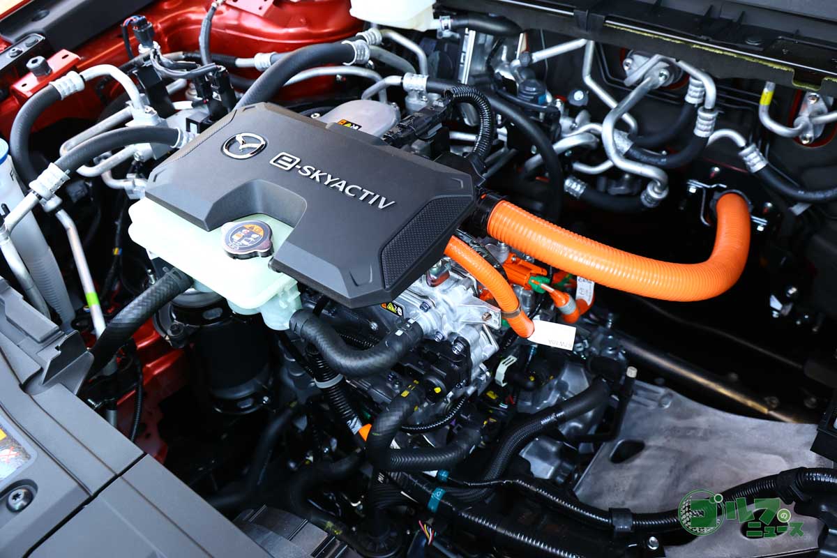 マツダ独自の電動化技術「e-SKYACTIV EV」は、低重心による走りの楽しさも魅力