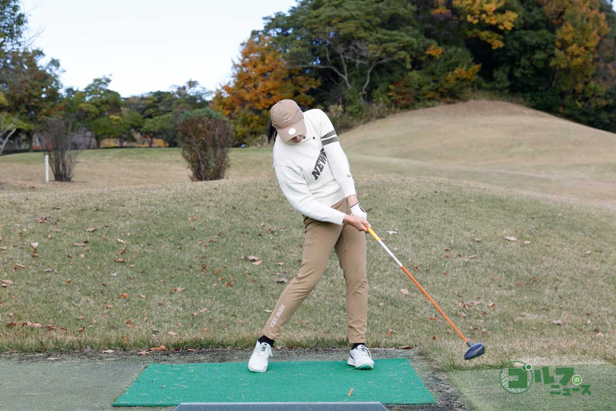 スイングアークを大きくすることで、自分が出せる最大飛距離を実現できる