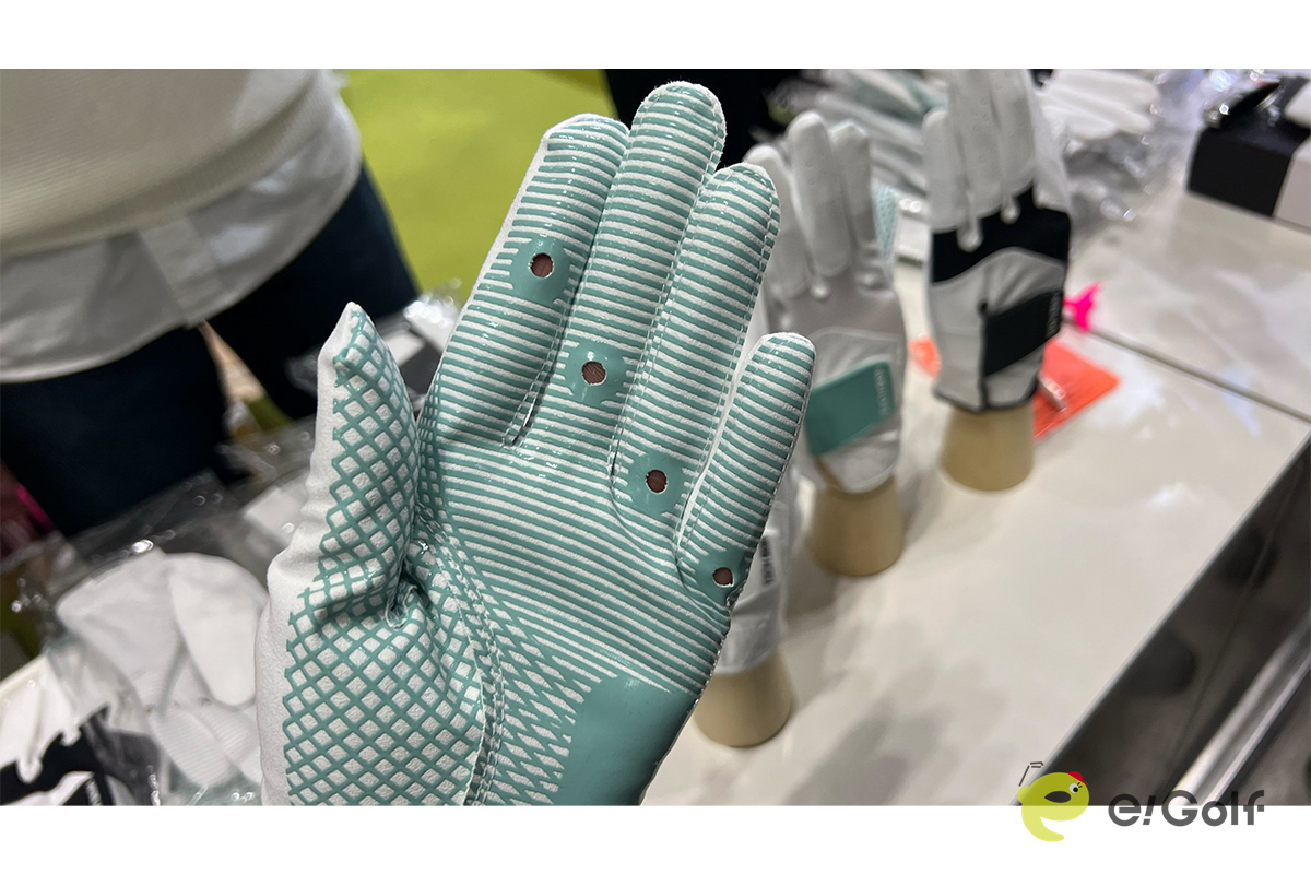 「ジャパンゴルフフェア2024」TECH SKINブースの様子