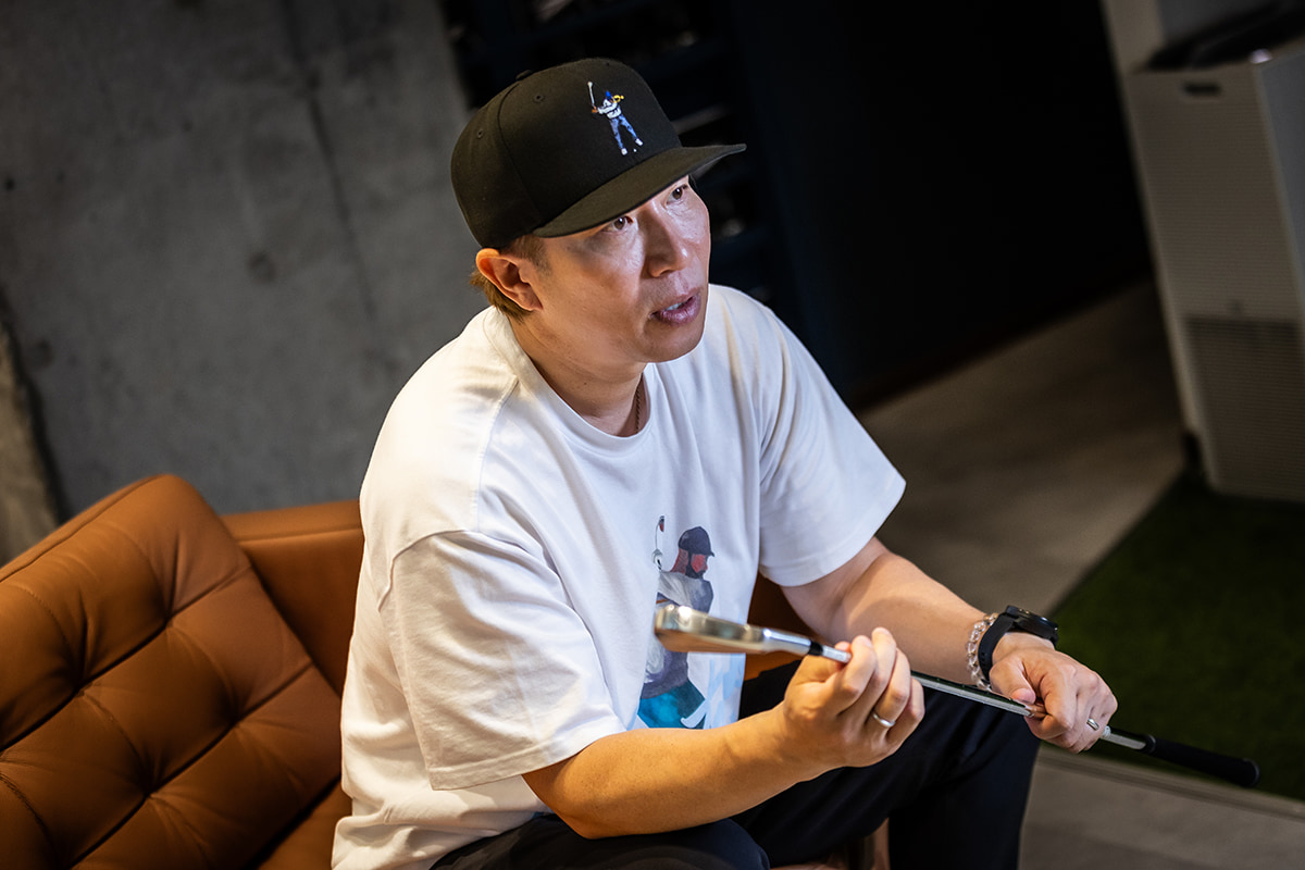 野球では「バットに自分を合わせてきた」という多村さんが、ゴルフではクラブを自分に合わせることでどんな変化が生まれるのか。見た目の良さも重視する多村さんにとって「TB-7」との出合いはさらなる進化への大きな足掛かりになりそう。「しっかり振っていける」という言葉に、期待せずにはいられない[写真：角田慎太郎]