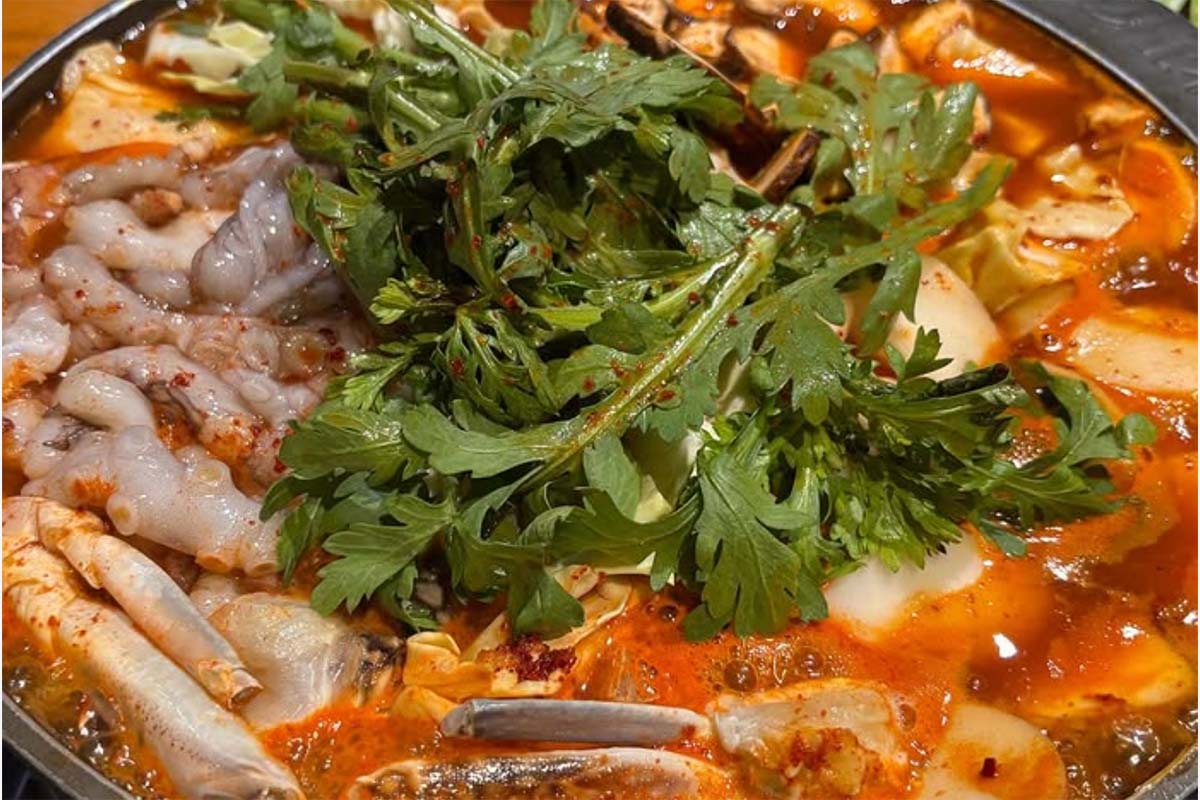 小祝さくらのインスタグラム（@sakura_koiwai_official）より