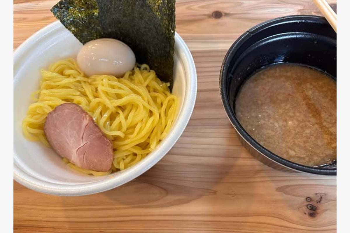 小祝さくらのインスタグラム（@sakura_koiwai_official）より