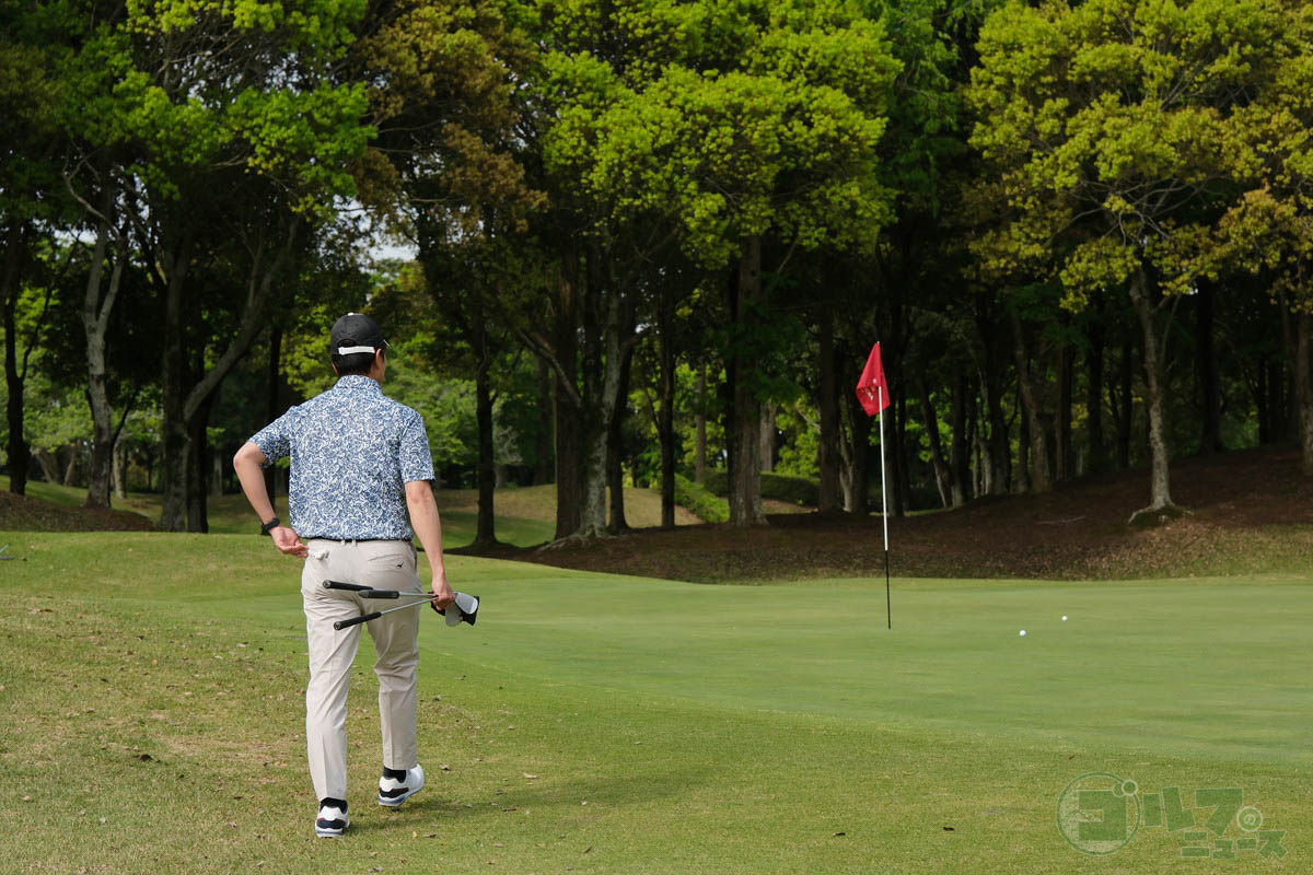 「アイスタッチジャケット」なら、これからの暑い日も快適。Tさんも満足げだった