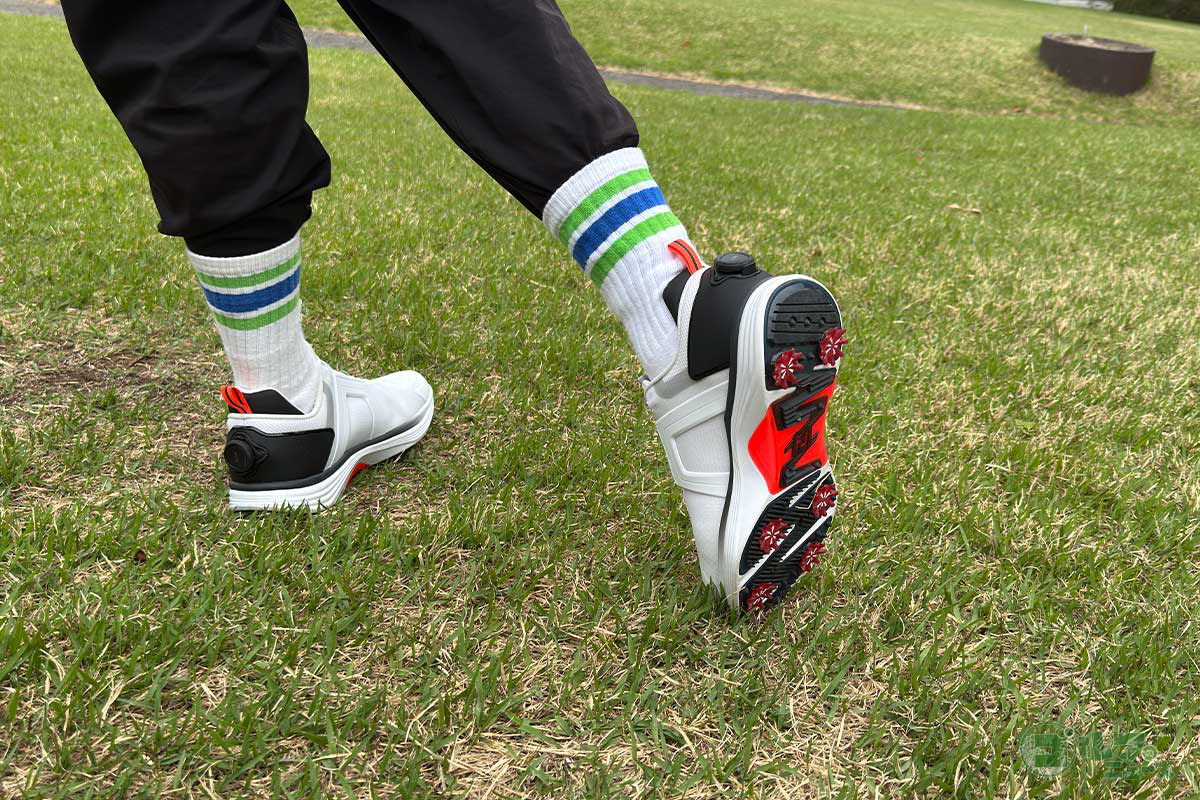 男子プロに人気の高い「ハイパーフレックス」