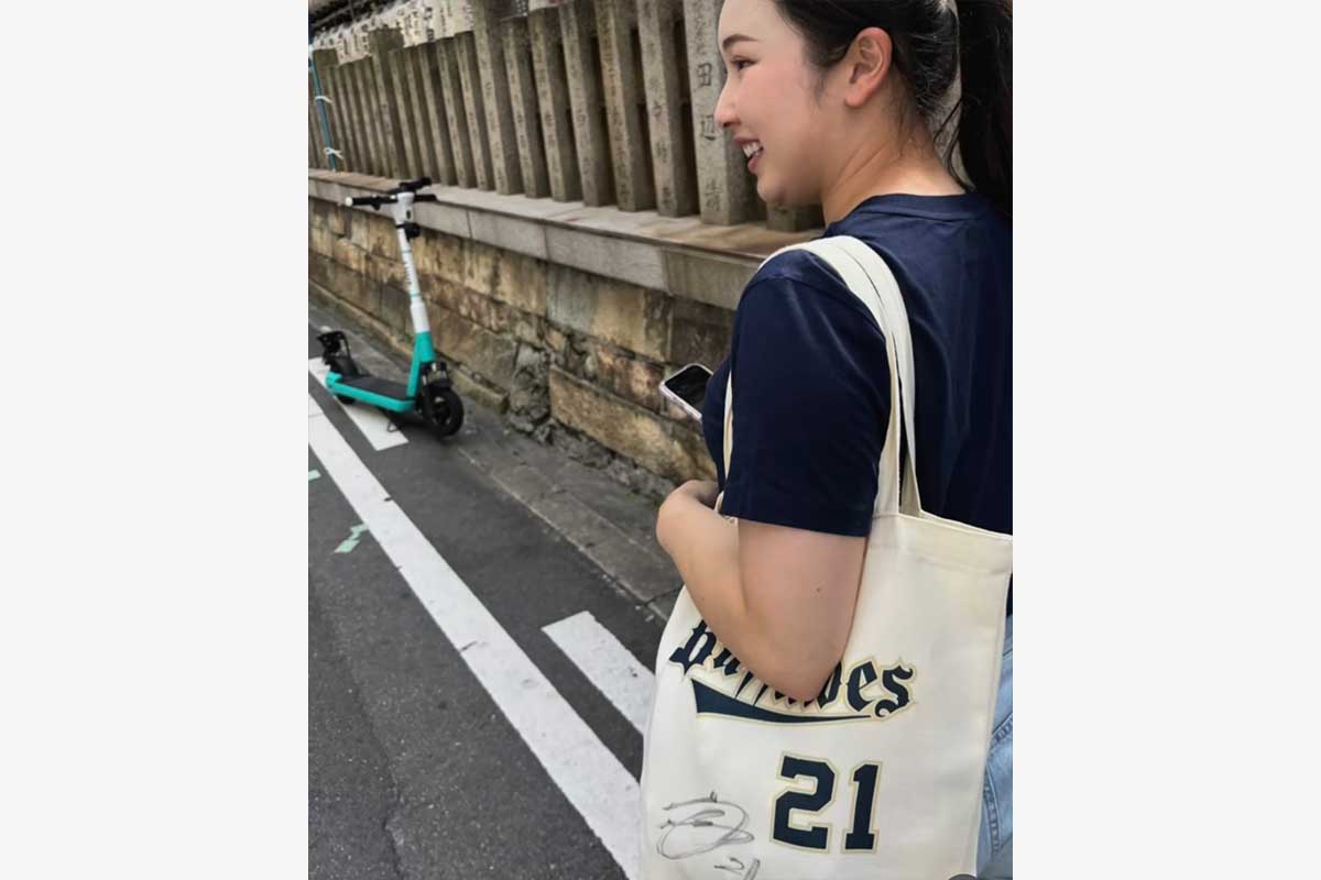 小祝さくらのスタッフのインスタグラム（@sakurakoiwai_staff_official）より