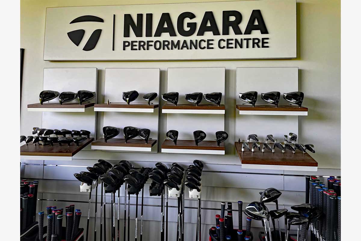 「テーラーメイド ナイアガラ パフォーマンス センター」のラボ