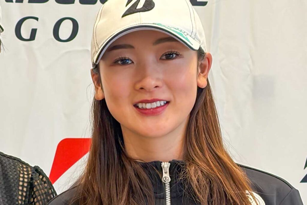 女子ゴルフ“同学年コンビ”の親密2ショットが話題に 小祝さくら＆金田