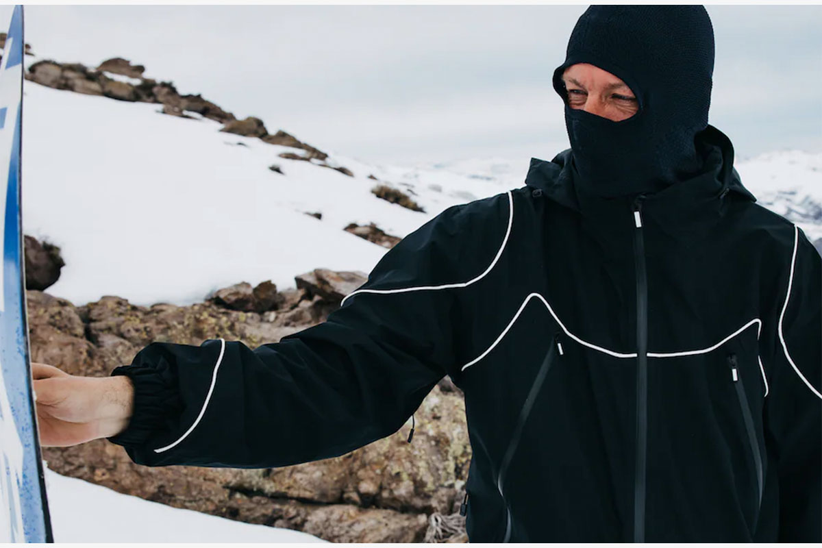 Burton MINE77 3Dニット バラクラバ　1万9250円（税込み）　写真：バートン公式サイト