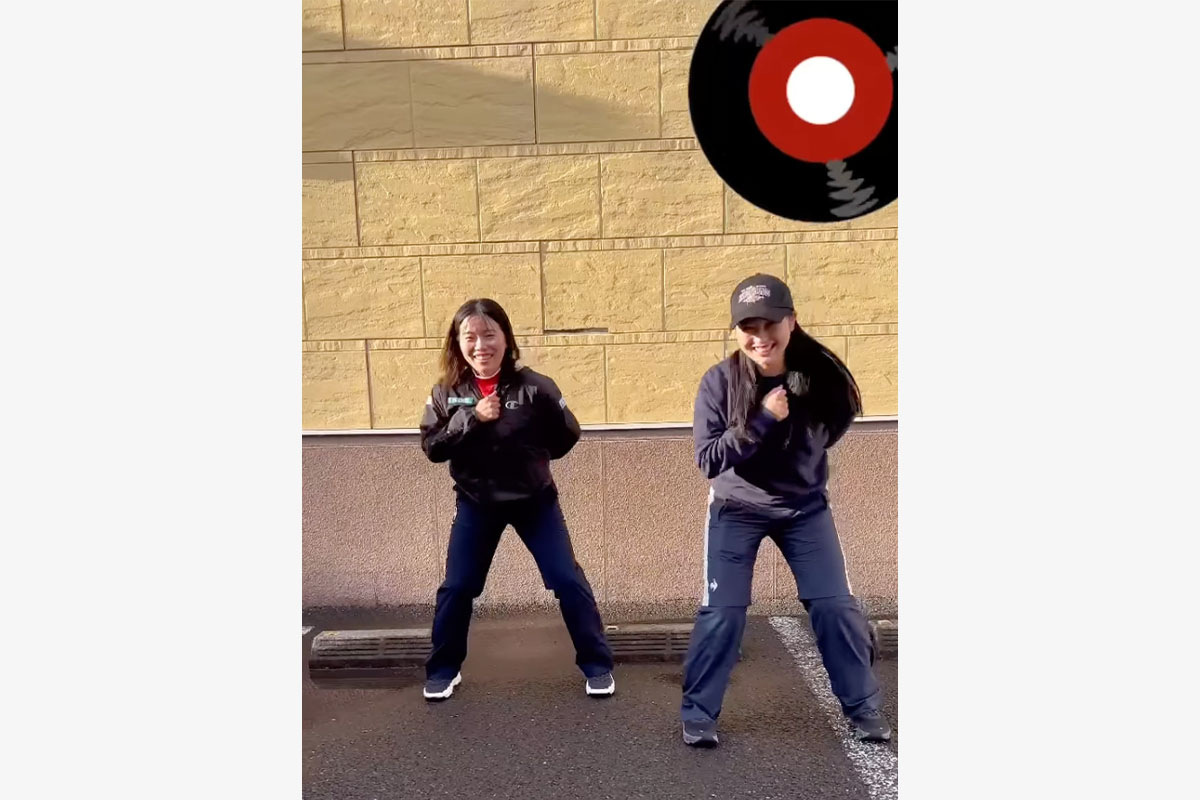 小祝さくらのスタッフのインスタグラム（@sakurakoiwai_staff_official）より