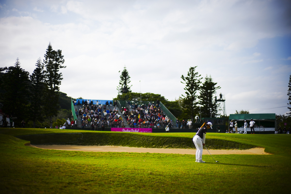 佐久間朱莉　写真：DAN IMAI