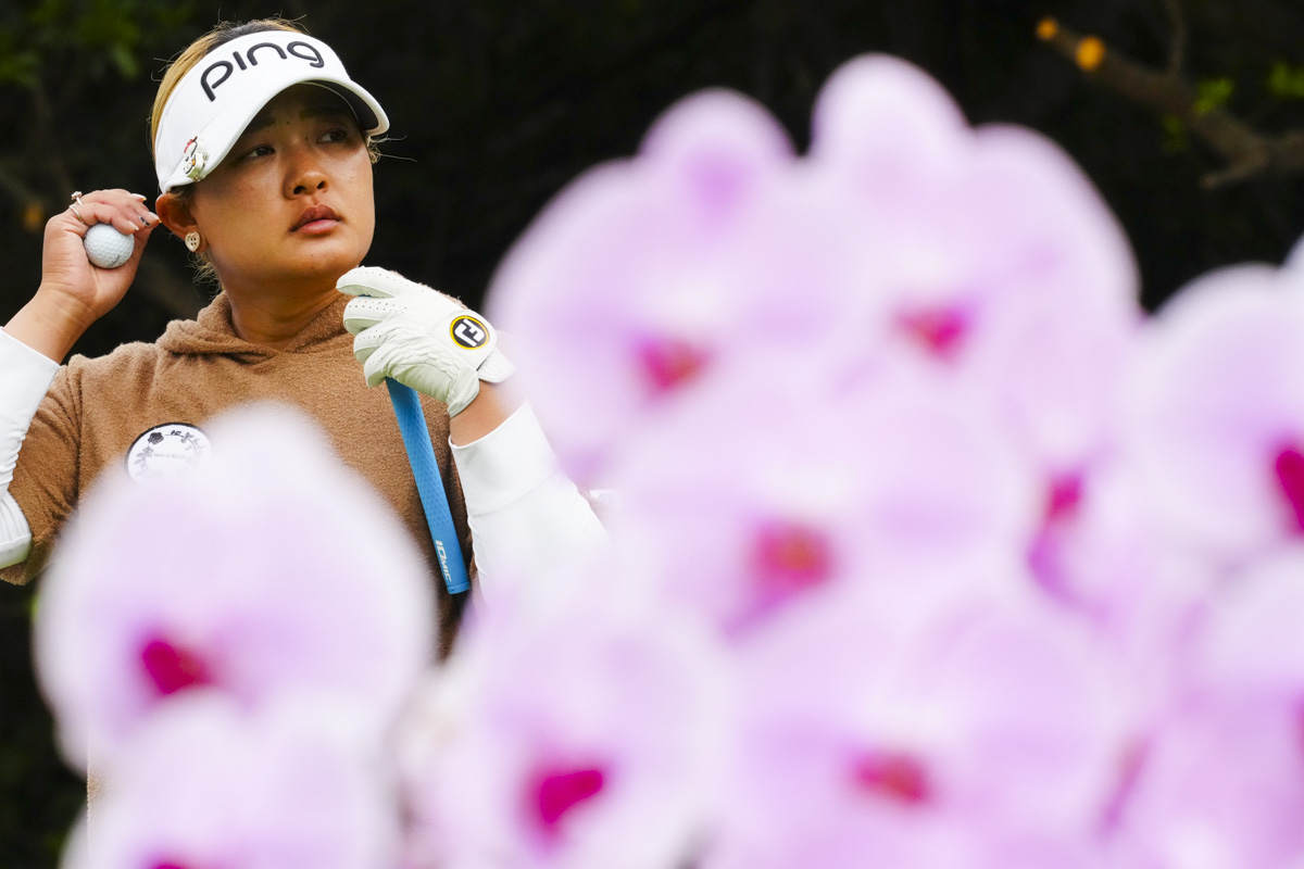 鈴木愛　写真：DAN IMAI