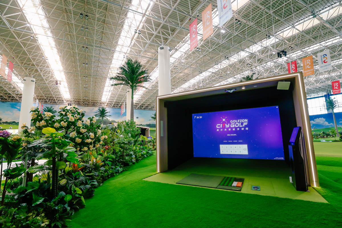 新世代のインドアゴルフ場「CITY GOLF」（提供：GOLFZONジャパン）