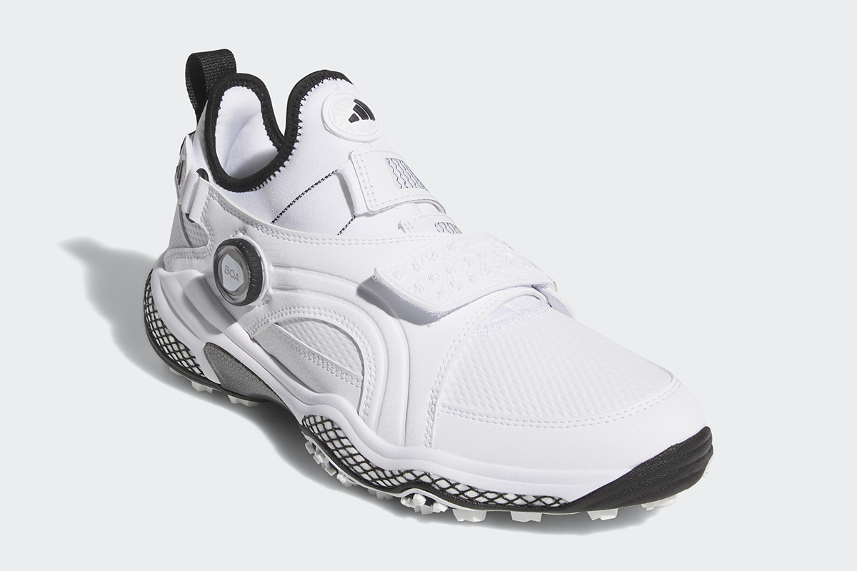 アディダス“新型”「コードカオス 25 ミッド ボア」