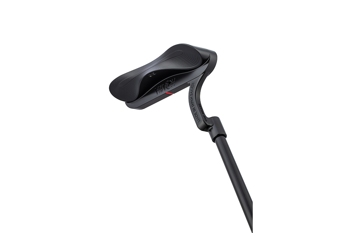 本間ゴルフ「INFINITE」価格：165万円（税込み）