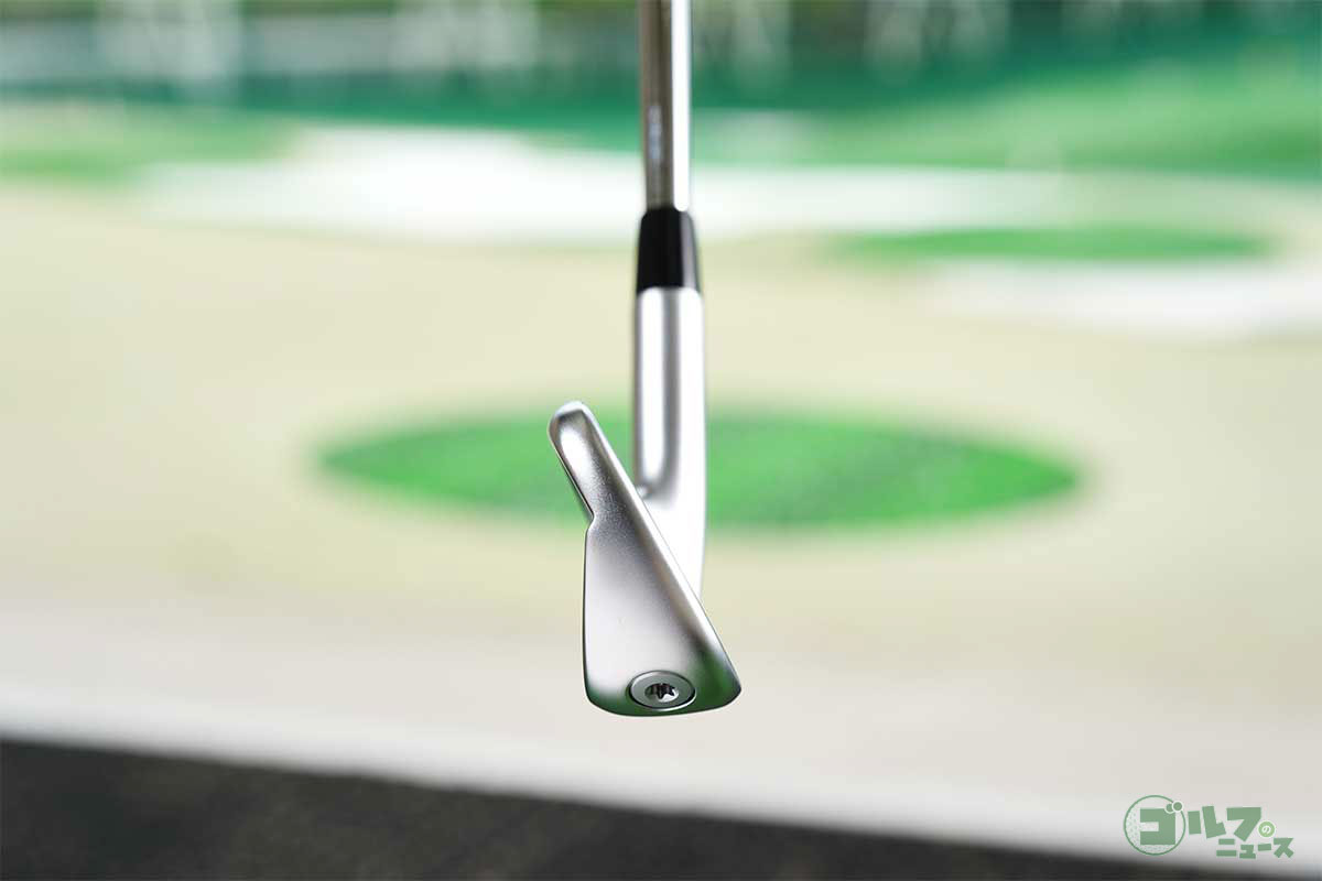 ピン「i240」アイアン