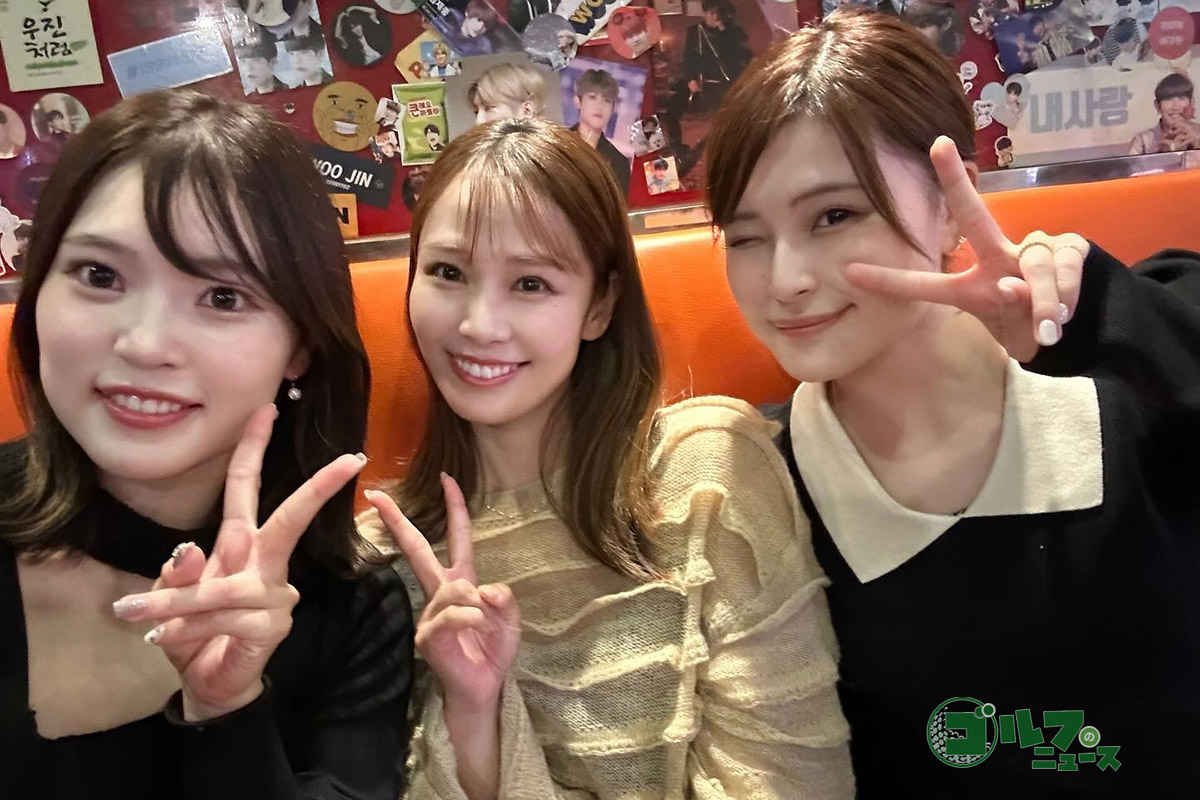 左がプロゴルファーの竹本梨奈。右はその姉。場所は韓国の弘大（ホンデ）　写真：本人提供