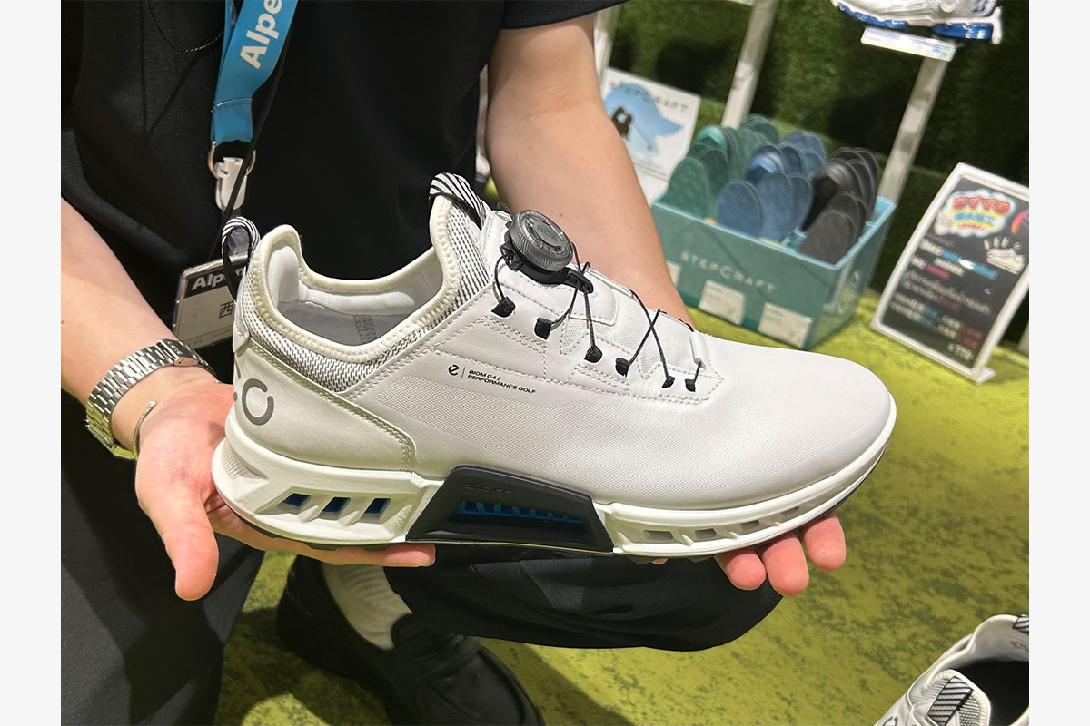 「ECCO GORE-TEX BIOM C4」　写真：小松田浩喜