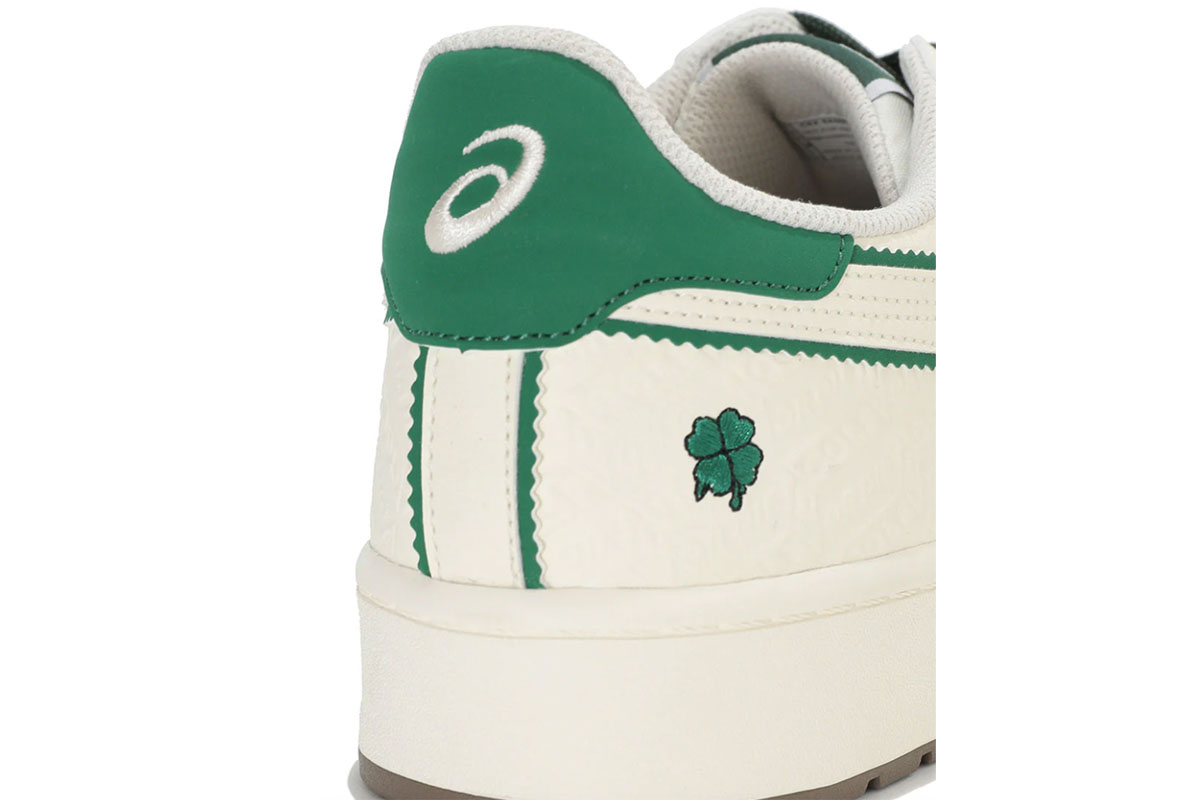 MARK & LONA × ASICS「Tassel Striders」　画像：MARK & LONA公式サイトより