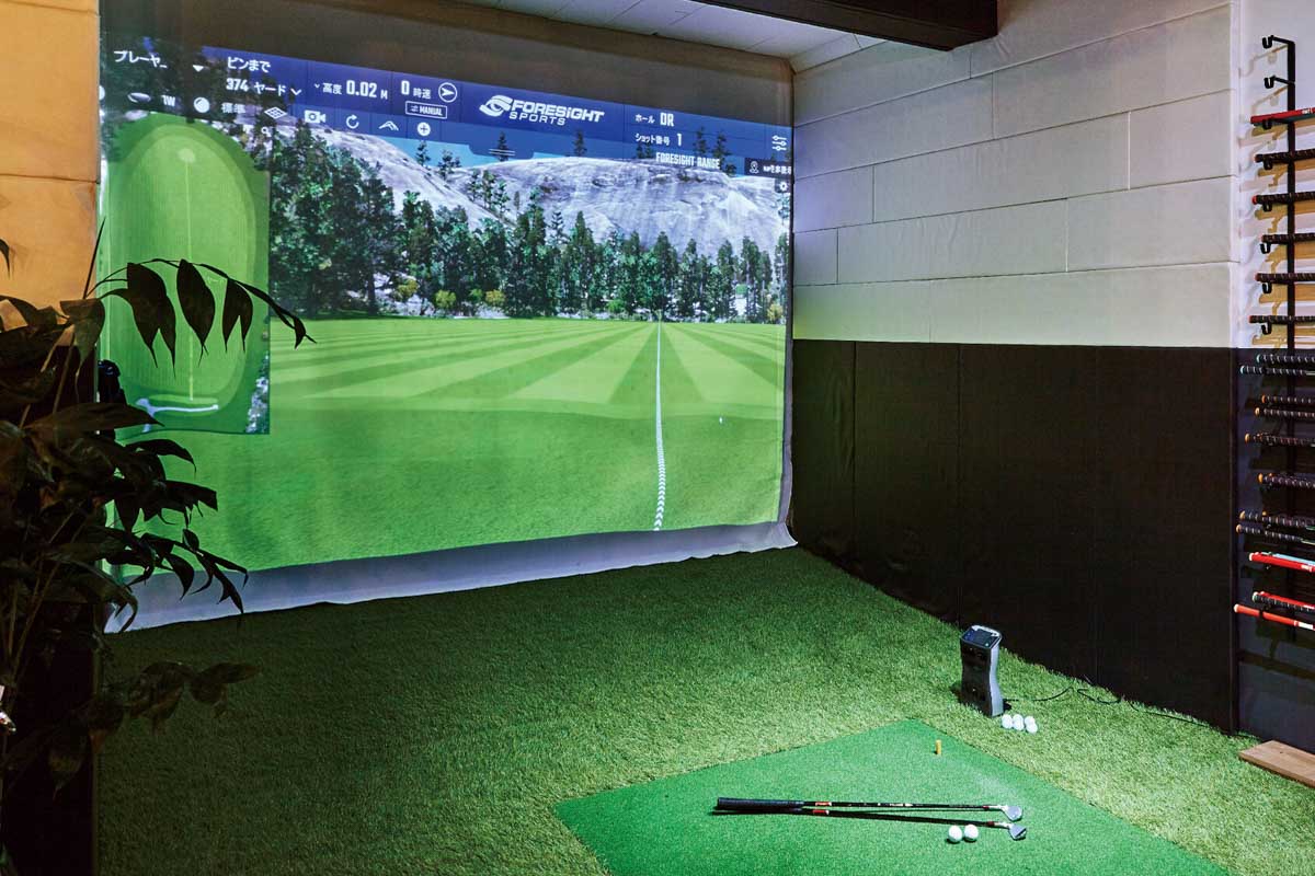 フィッティングスタジオ「4Plus Fitting Labo＆Golf Salon」の試打ブース
