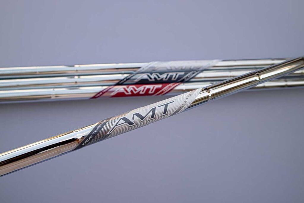 ダイナミックゴールドのトゥルーテンパーから「AMT」シャフトが4