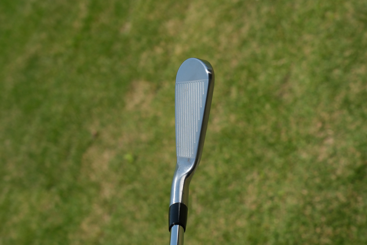 NEW Tシリーズ「T250」アイアン[写真：田辺直喜]