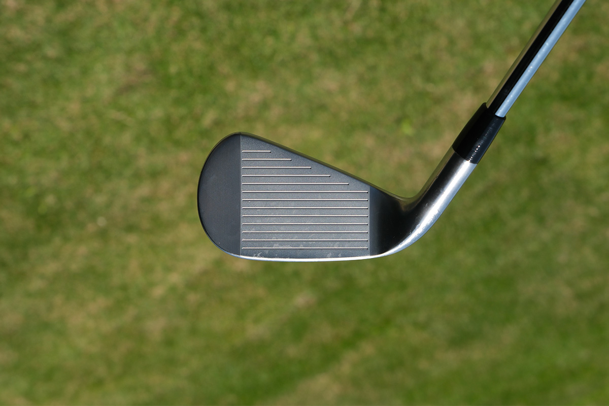 NEW Tシリーズ「T350」アイアン[写真：田辺直喜]