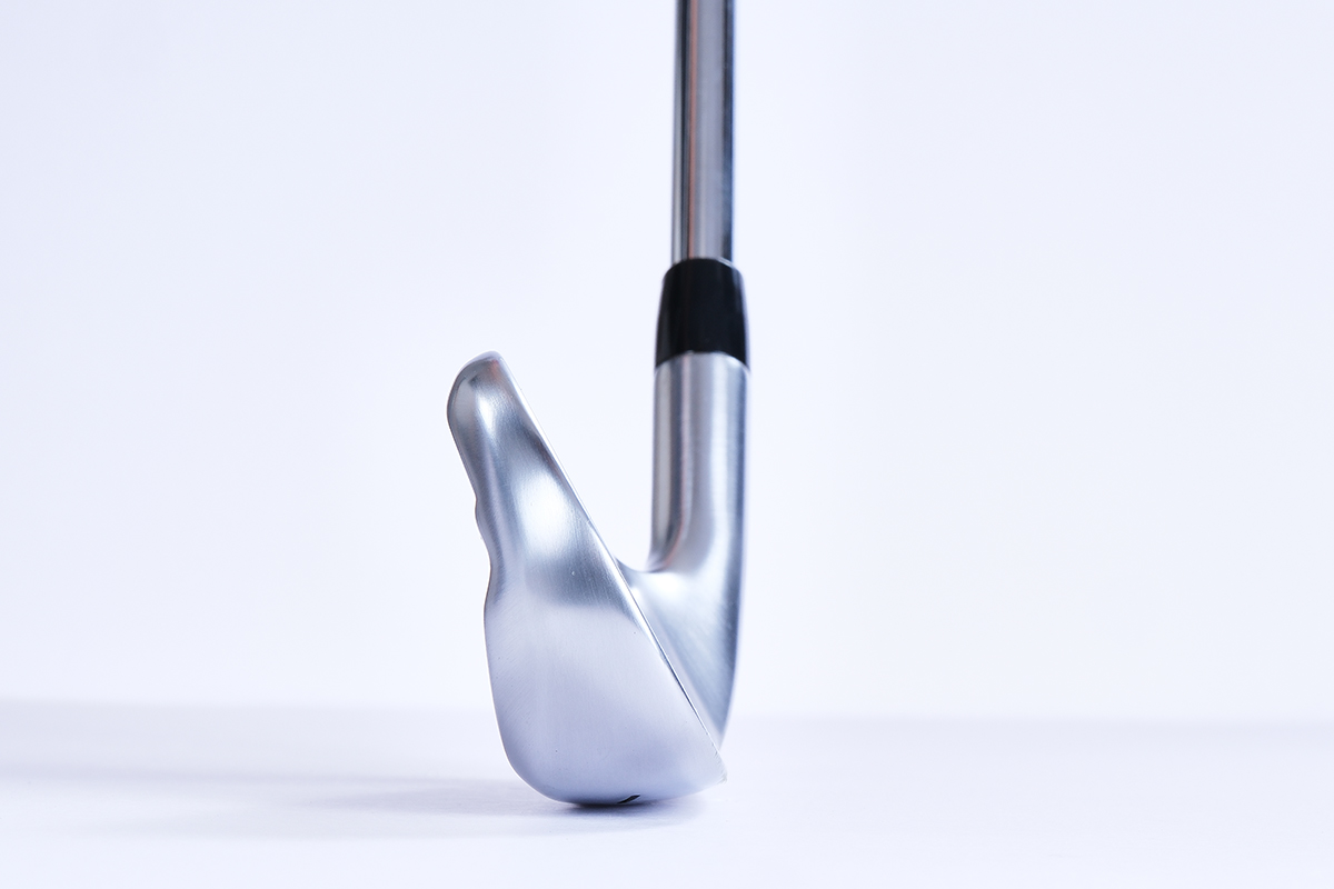 NEW Tシリーズ「T350」アイアン[写真：田辺直喜]