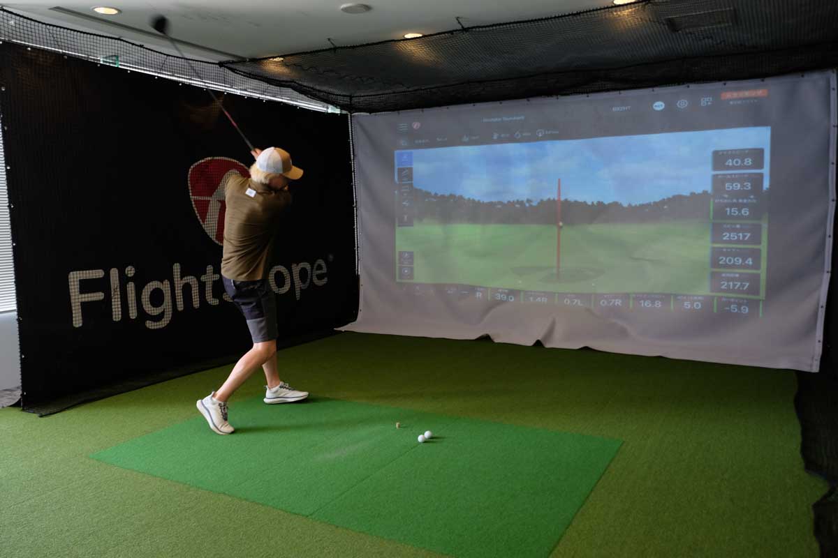 構えやすさや打感の良さといった日本メーカーの良さに加え、性能面でも海外メーカーに引けを取らない