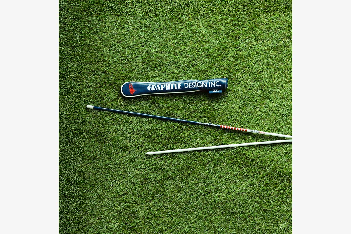 〈GRAPHITE DESIGN × BEAMS GOLF〉TOUR AD アライメントスティックセット