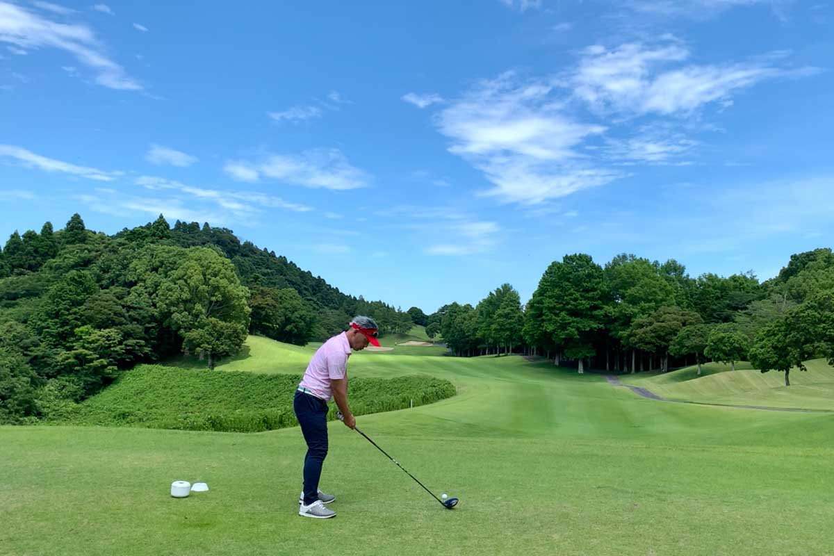 アベレージゴルファーは「ピンから逆算するコースマネジメント」よりも、ペナルティーやトラブルにならない対策を取るべき