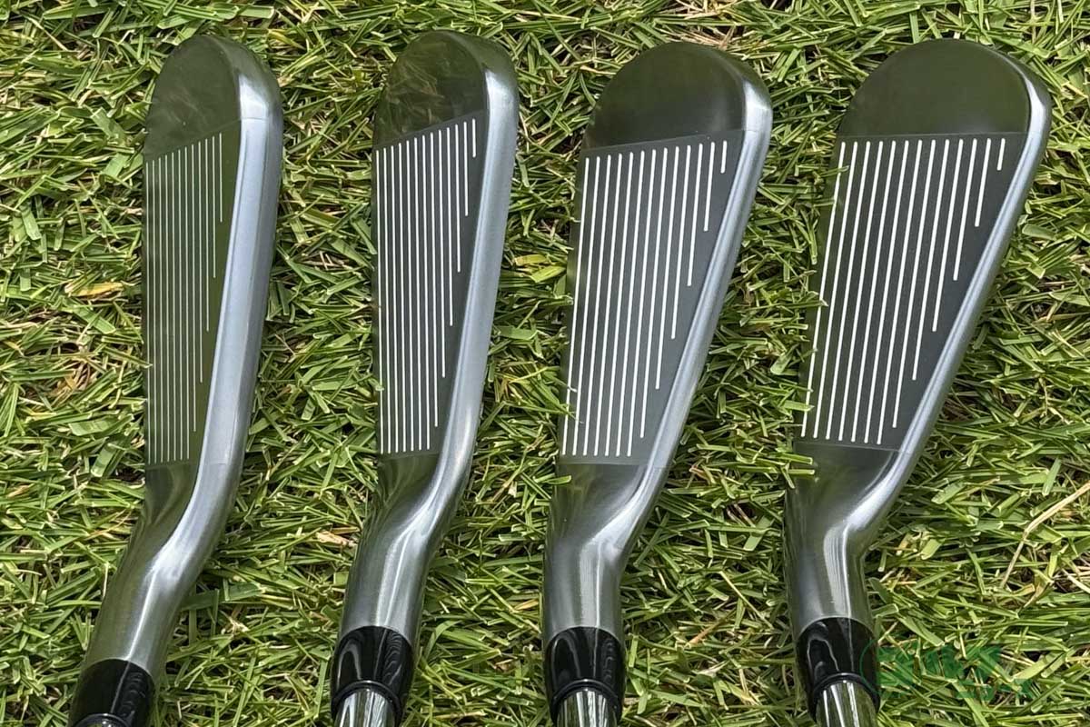 右から「T100」「T150」「T250」「T350」アイアン