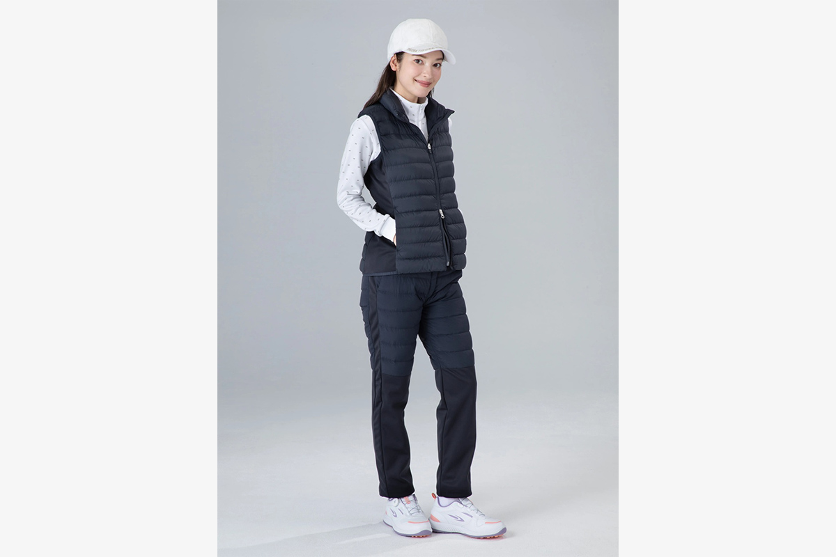 防寒性と軽量性を兼ね備えたダウンアイテムをメインとしたスタイル　写真：株式会社アルペン