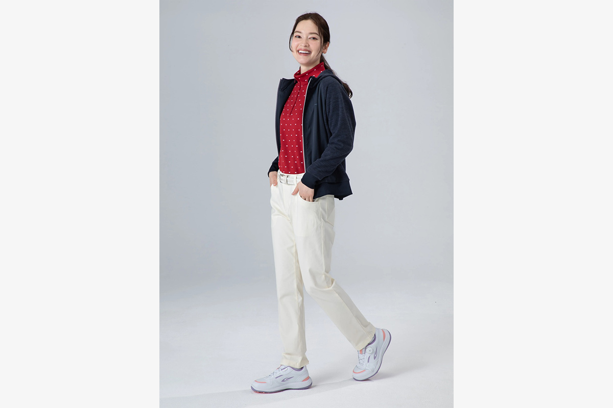 吸湿発熱機能搭載の「iHEAT(アイヒート)」ウェアを取り入れたスタイル　写真：株式会社アルペン