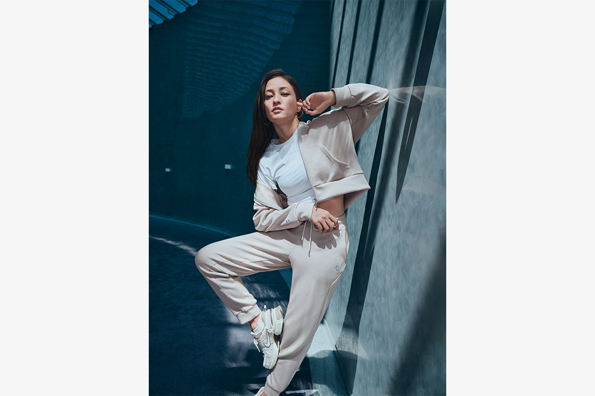 女優・黒木メイサをモデル起用した新ビジュアル　写真：クロノス