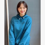 「ママとは思えない」35歳フリーアナの“ミニスカ×ルーズソックス”ゴルフウエア姿に絶賛の嵐!「女子高生に戻ったみたい」