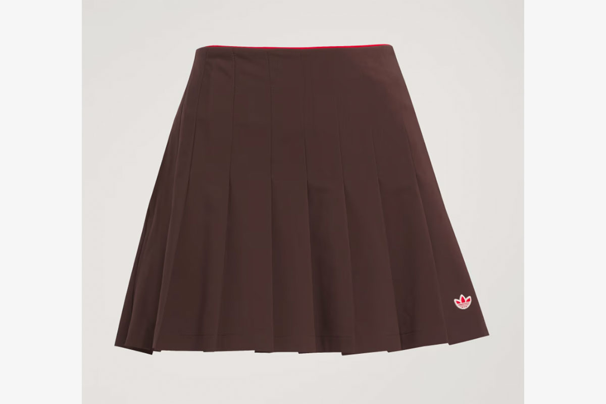 10月31日(金)　プルオン プリーツスカート 　画像：アディダス公式サイトより