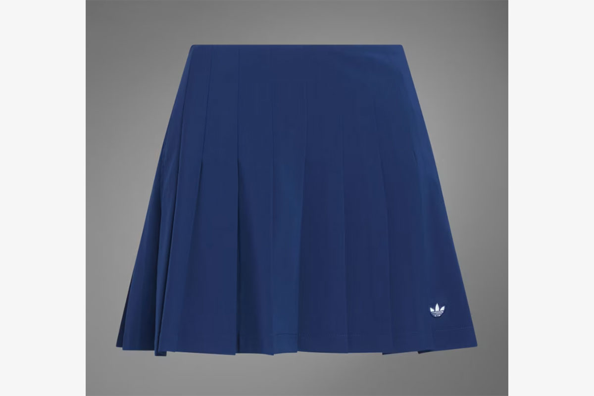 10月29日(水)　プルオン プリーツスカート　画像：アディダス公式サイトより