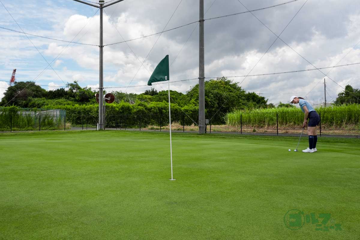 カップの周囲に50センチから1メートルくらいの円を想定しその中に収まるようにイメージする 写真:相田克己