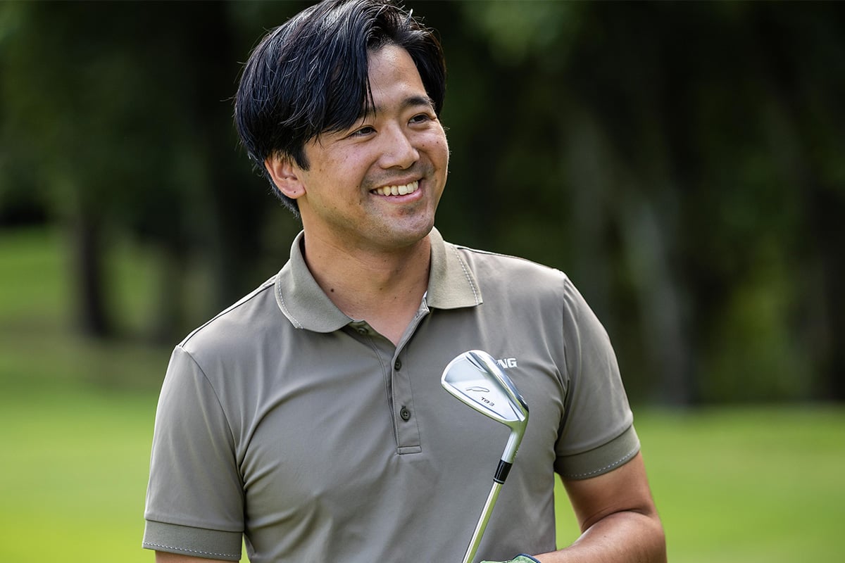 「TB-3 FORGED」のほうが軽快に振り抜けると話す森山プロ。ヘッドの軽量化による恩恵がしっかり感じられたようだ[写真：角田慎太郎]