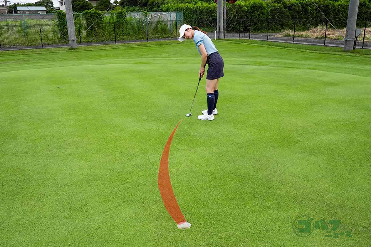 ラインは幅を持った三日月形の帯をイメージしたほうがよい　写真:相田克己