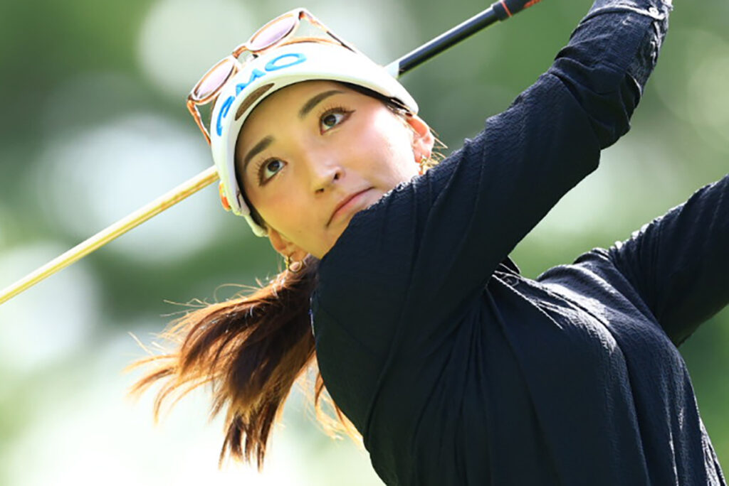 【貴重】女子プロゴルフ 脇元華選手 直筆サイン入りTシャツ ダイキンオーキッド 貴重】女子プロゴルフ 脇元華選手 直筆サイン入りTシャツ ダイキン
