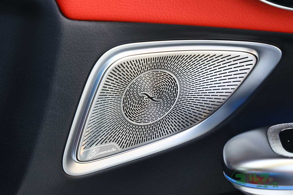 3Dサラウンドにも対応したBurmester3Dサラウンドサウンドシステムをオプション設定