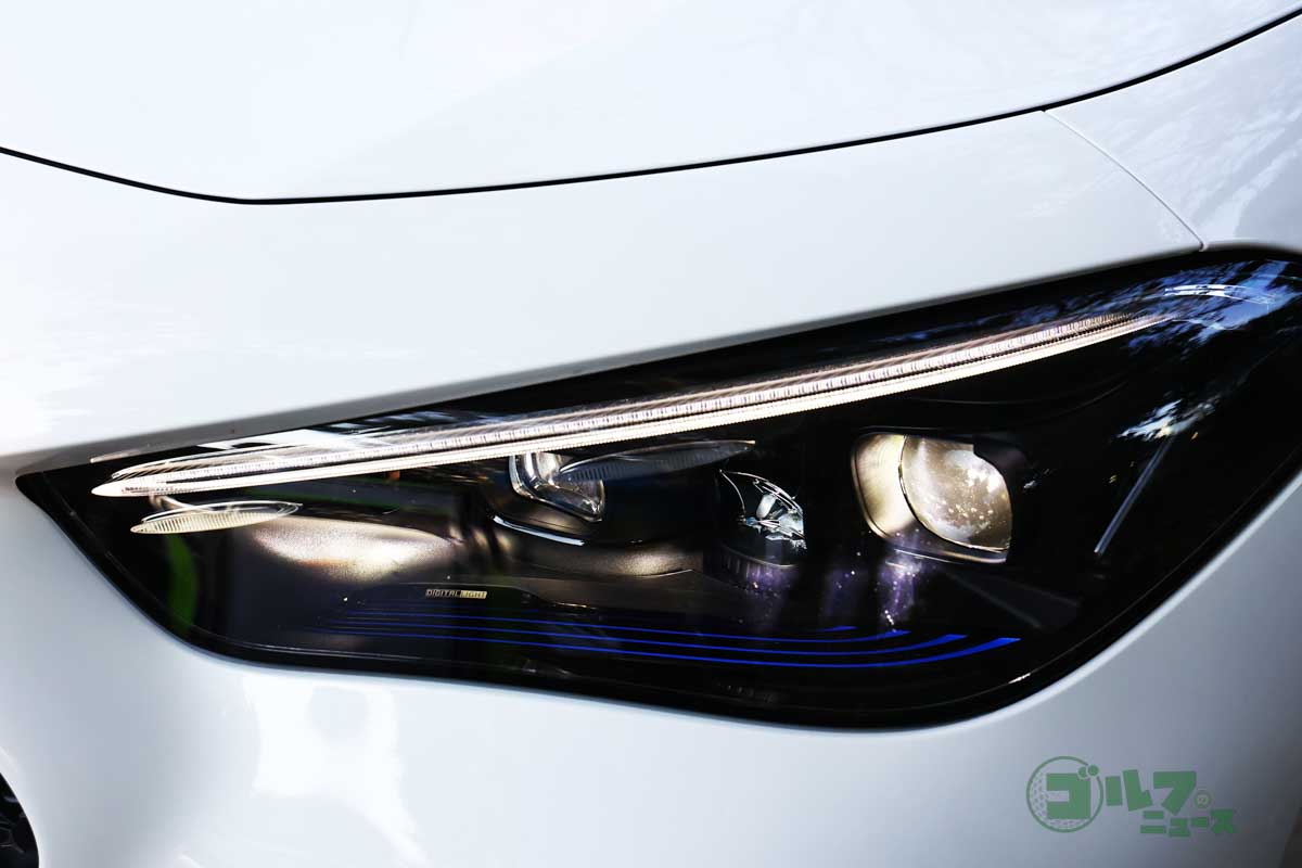 片側約100万画素以上のプロジェクションモジュールを制御する高性能ヘッドライト